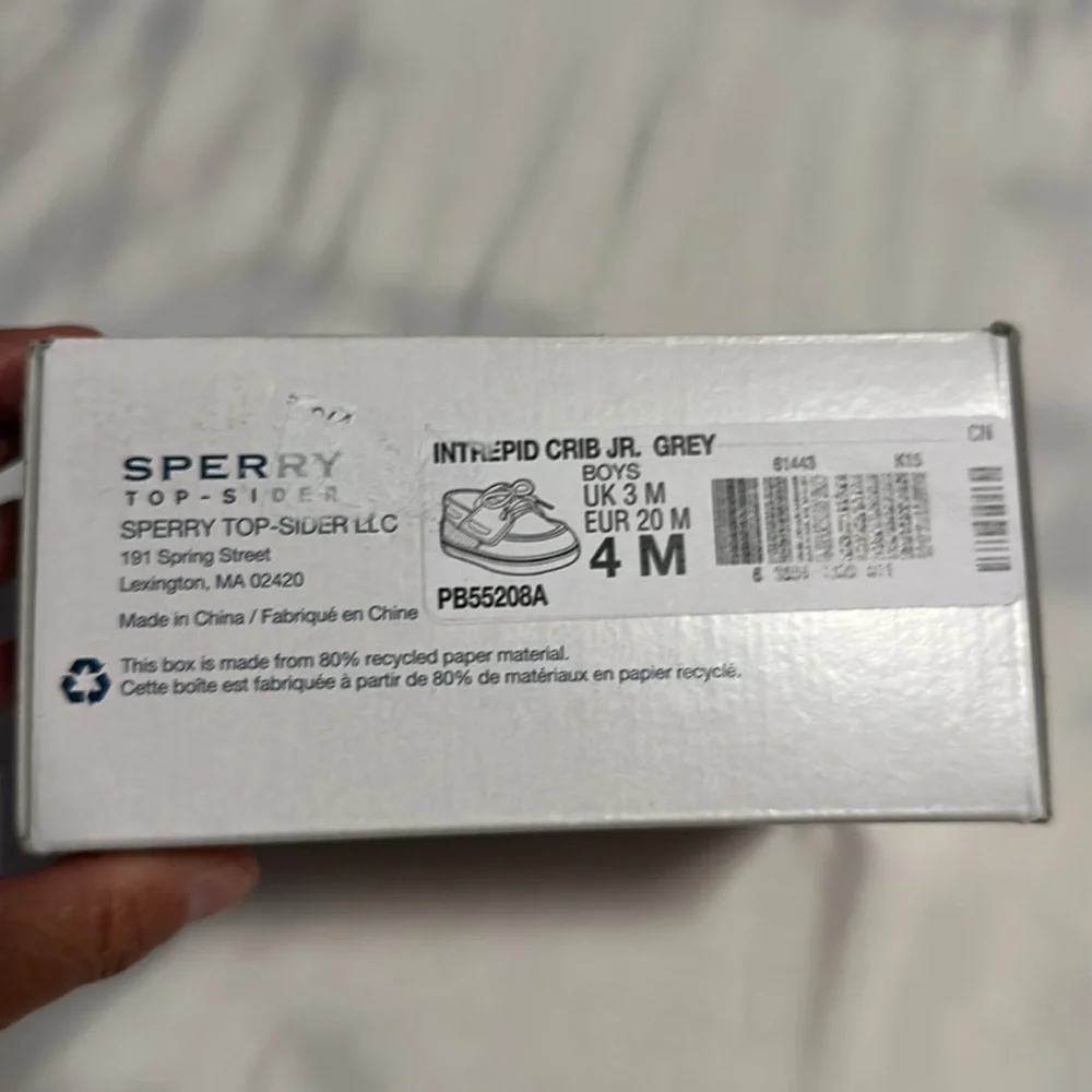 Sperry Kids Boat Shoes Size 4